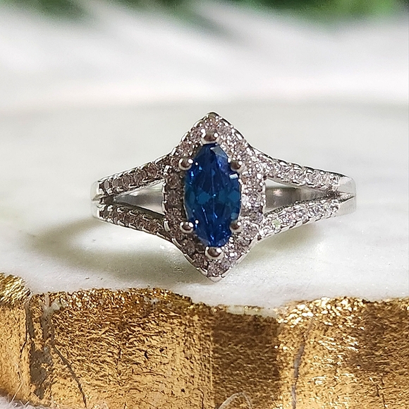 Ryze Jewelry - NWT Ryze Sapphire Blue Cubic Zirconia .925 Sterling Silver Ring - Size 8.75